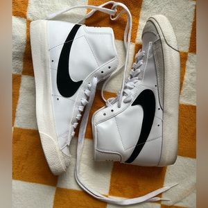 Nike Blazer Mid '77 Women’s high tops
